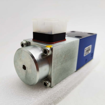 0811402017 Brand New DBETX-1X/180G24-8NZ4M Rexroth Valve