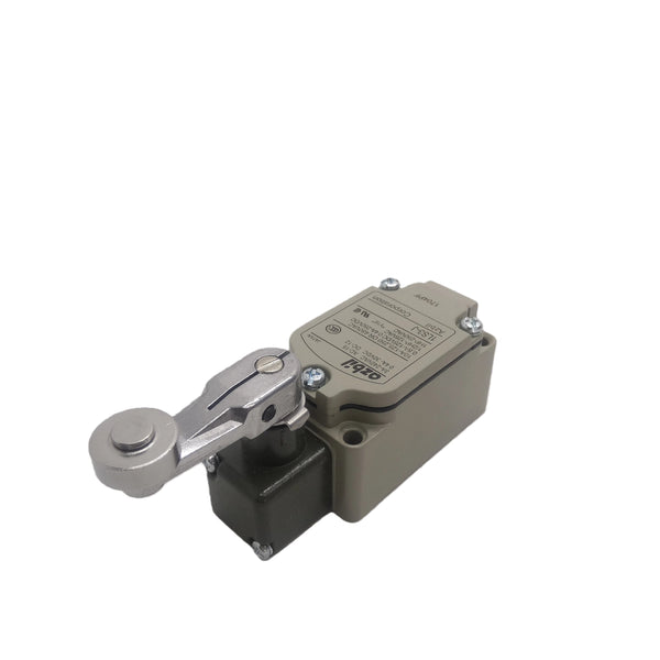 1LS3-J New Factory Sealed 1LS3J Azbil Limit Switch