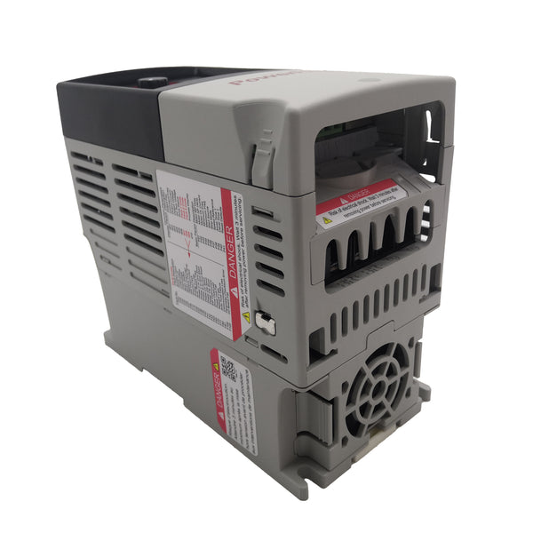 22A-D2P3N104 New Sealed AB 22AD2P3N104 PowerFlex 4 0.75 kW 1 HP AC Drive