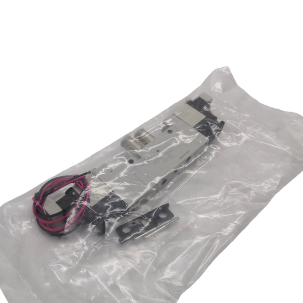 4RD139-GS4-E2-3 New Original CKD Solenoid Valve 4RD139M5E23