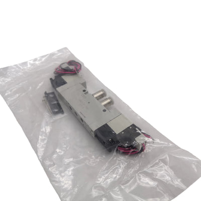 4RD139-GS4-E2-3 New Original CKD Solenoid Valve 4RD139M5E23