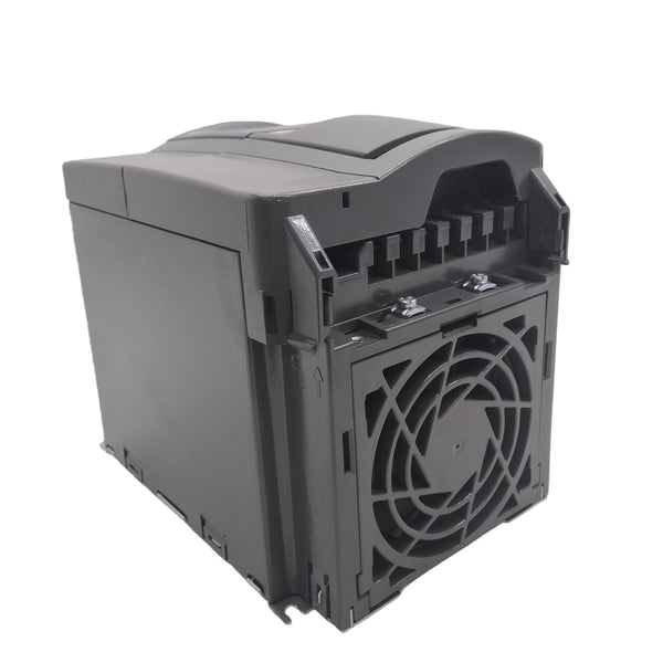 6SE6440-2AD23-0BA1 New In Stock Siemens Micromaster 440 Inverter Drive 6SE64402AD230BA1