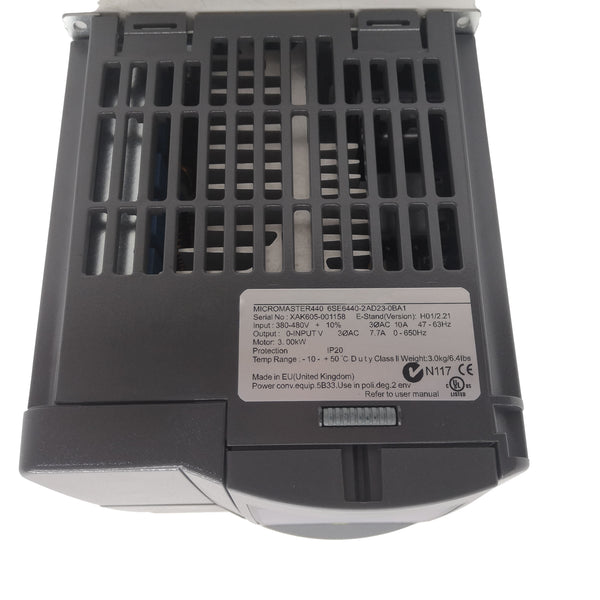 6SE6440-2AD23-0BA1 New In Stock Siemens Micromaster 440 Inverter Drive 6SE64402AD230BA1