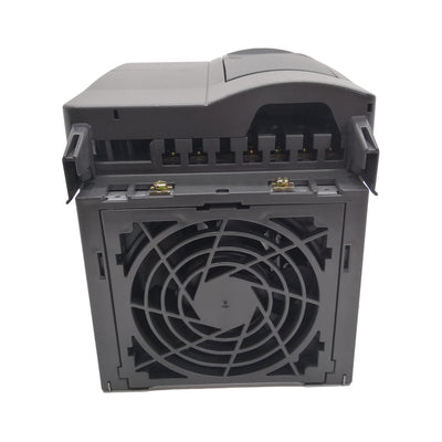 6SE6440-2UD25-5CA1 New Original 6SE64402UD255CA1 Siemens Inverter
