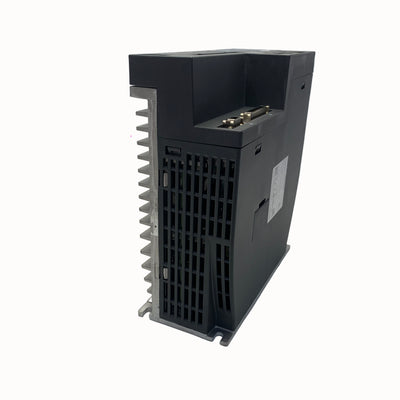 6SL3210-5FE11-0UA0 Siemens Servo Drive 6SL32105FE110UA0 Genuine New