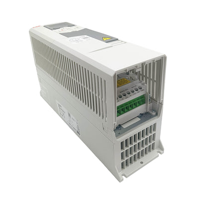 ACS580-01-026A-4 New 1pc ABB ACS58001026A4 Frequency Converter 15HP 11KW