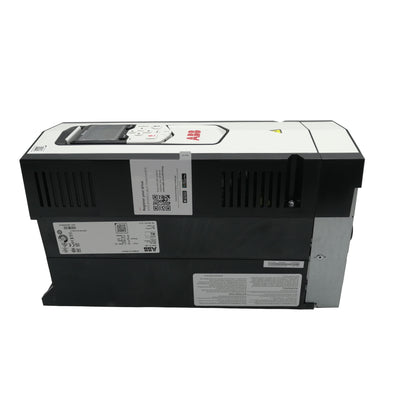 ACS880-01-03A4-5 New Sealed ABB ACS8800103A45 Frequency Converter