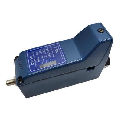 CE16 New Original Packaging CE16 ACT Pressure Switch