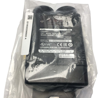AJ65BT-RPI-10A New Original Mitsubishi OPT Beam Repeater Unit PLC Module AJ65BTRPI10A
