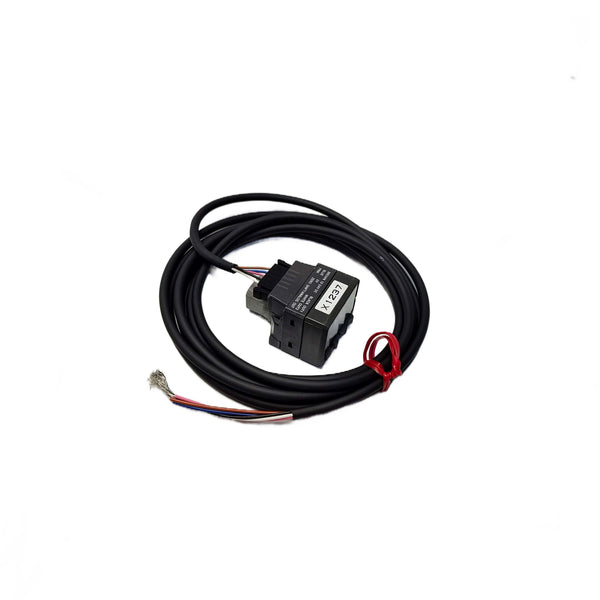 AP-C33 New Original Keyence APC33 Digital Pressure Sensor
