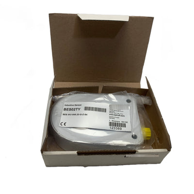 BES02TY New In Box Balluff BES02TY Circular Sensor