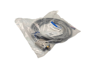 D4C-1602 Brand New Omron Limit Switch D4C1602 5A 250V
