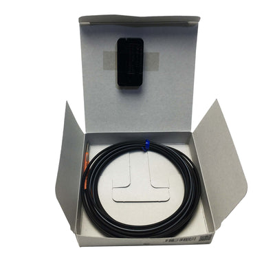 E32-T12R New Factory Sealed Omero Fiber Optic Sensor E32T12R