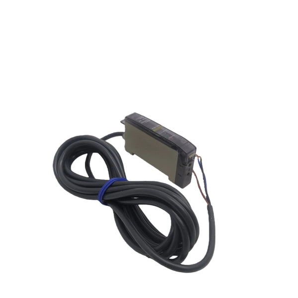 E3X-NT41 New In Stock E3XNT41 Omron Photoelectric Sensor