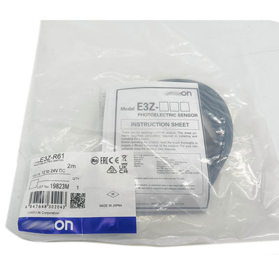 E3Z-R61 New Factory Sealed Omron E3ZR61 Proximity Switch Sensor