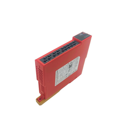 G9SE-401 New OMRONSafety Relay Unit Controls Processors G9SE401