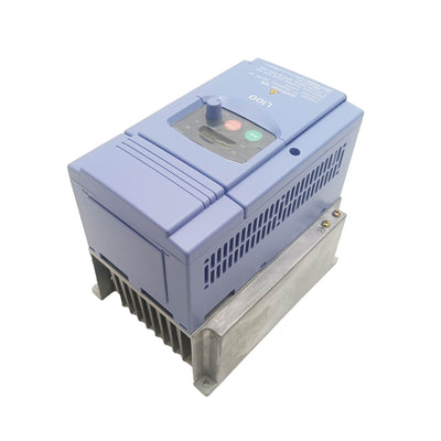 L100-022HFE Used Hitachi Frequency Converter L100022HFE 50/60 Hz 380-460 V 7 A