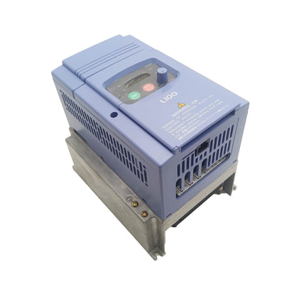L100-022HFE Used Hitachi Frequency Converter L100022HFE 50/60 Hz 380-460 V 7 A