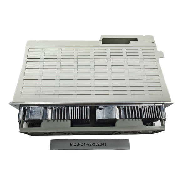 MDS-C1-V2-3520-N New In Box Mitsubishi MDSC1V23520N Servo Drive
