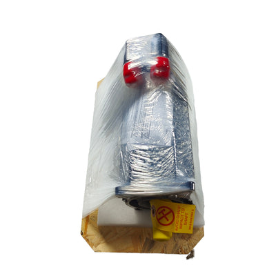 MPL-B430P-MJ74AA New In Box AB MPLB430PMJ74AA Servo Motor