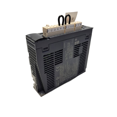 MR-J3-20B Mitsubishi Servo Drive 200W MRJ320B Genuine New