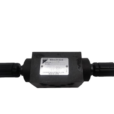 MT-03W-50 New In Stock MT03W50 Daikin Hydraulic Valve