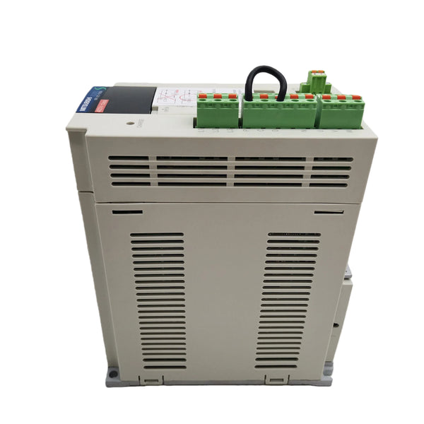 MR-J2S-100B4 Mitsubishi AC Servo Drive J2S Series 1kW New MRJ2S100B4