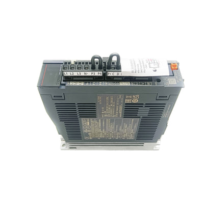 MR-J4-40B 1PC New Sealed Mitsubishi MRJ440B AC Servo Drive Expedited Shipping