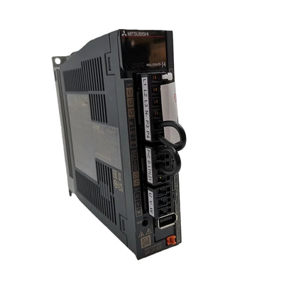 MR-J4-60B New In Box MRJ460B Mitsubishi Servo Drive