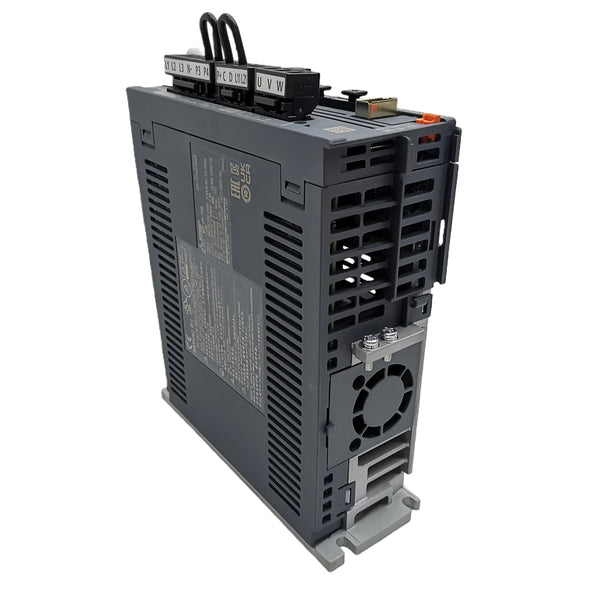 MR-J4-70B Mitsubishi Servo Drive Genuine In Box MRJ470B