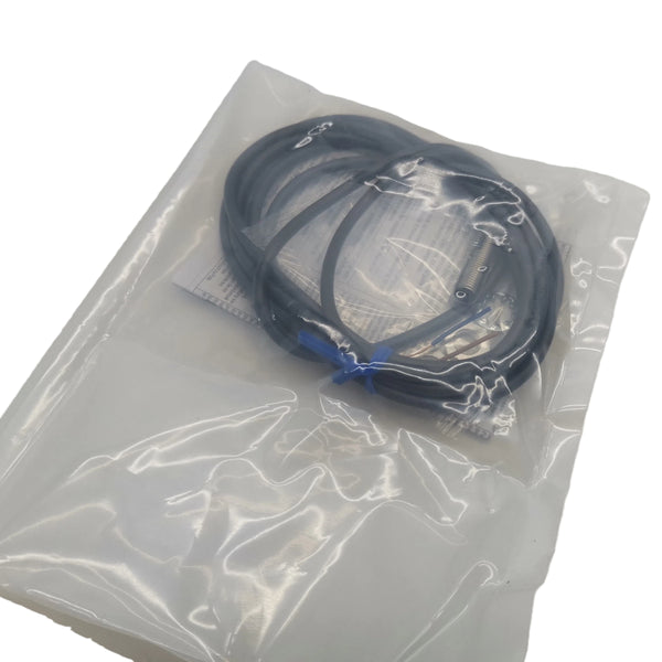 E2E-X2D1-N New In Stock E2EX2D1N Omron Proximity Switch