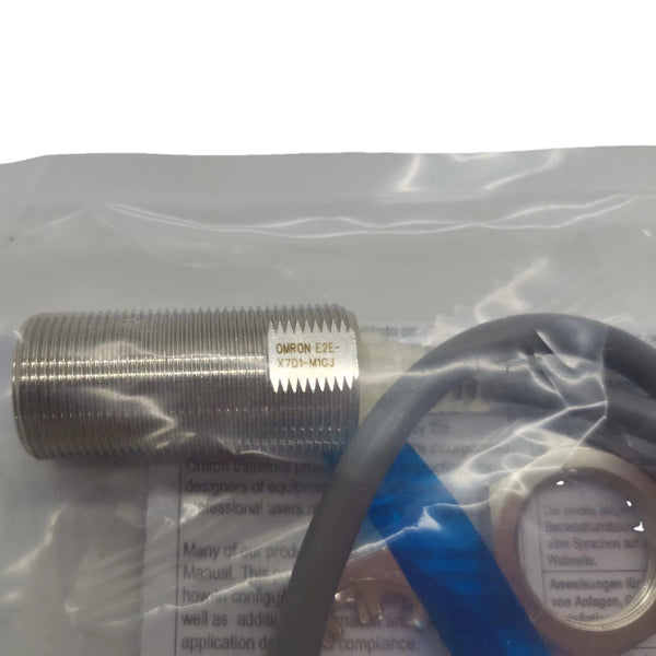E2E-X7D1-M1GJ 0.3m New In Stock Omron E2EX7D1M1GJ Sensor