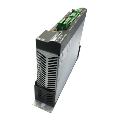 VDM01D10AA00 New Schneider Servo Drive HW:E0O603 SW:00.11.31 MC-4/11/10/400
