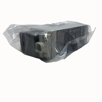 VQ-7-8-FG-D-3ZR SMC Solenoid Valve VQ78FGD3ZR Brand New Sealed