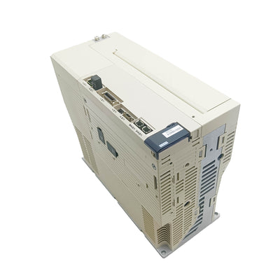 SGDV-330A21A002000 Brand New Yaskawa SGDV330A21A002000 AC Servo Driver